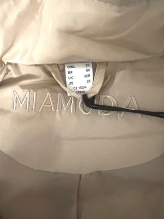 Talla 60 (10XL). Parka ligera de hombre MIA MODA