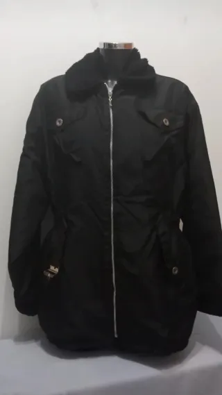 Giacca donna nera con pelliccia