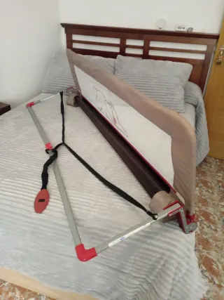 Barrera de seguridad para cama infantil