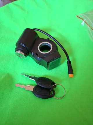 Interruptor Batería Ebike con Llaves