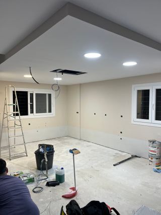 Montaje de muebles IKEA y servicio manitas