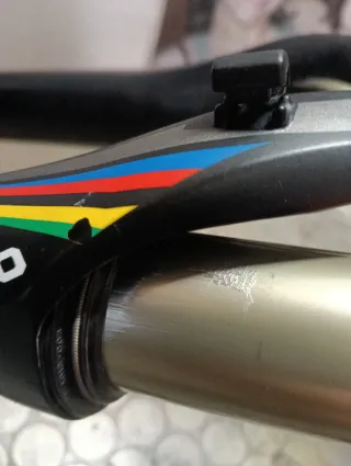 Suspensión Delantera MTB Specialized 26"