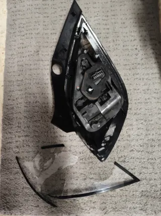 Opel Astra J Faro Trasero Derecho