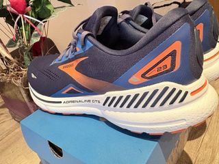 Brooks Adrenaline Pronador