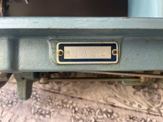 Máquina de coser Minato Vintage Japonesa