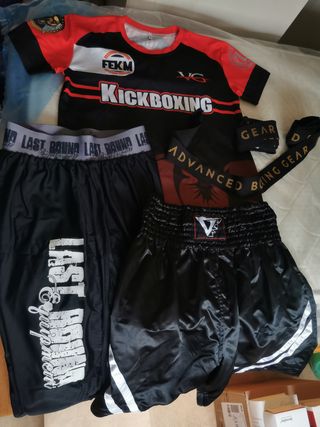 Espinilleras Kickboxing Top Ten Rojas. Talla M-L