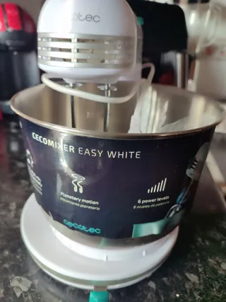 Batidora amasadora Cecotec