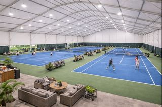 Carpas y naves deportivas modulares en Madrid