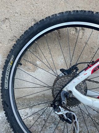 Bicicleta Scott Scale Roja