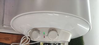 Svan Termo Eléctrico Vertical 92L