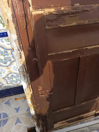 Ventana antigua madera rústica