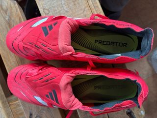 Botas de fútbol Adidas Predator Rojas