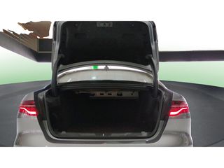 Jaguar XE 2.0 I4 S RWD Auto 184 kW (250 CV)