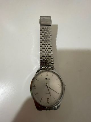 Reloj Lotus Plata