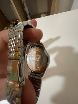 Reloj Lotus Plata