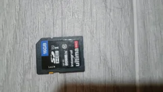 Cámara Réflex Canon EOS 2000D Negra con wifi y nfc