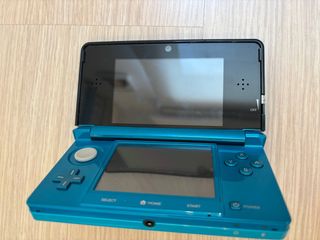 Nintendo 3DS Blu Completa + Custodia e 2 Giochi