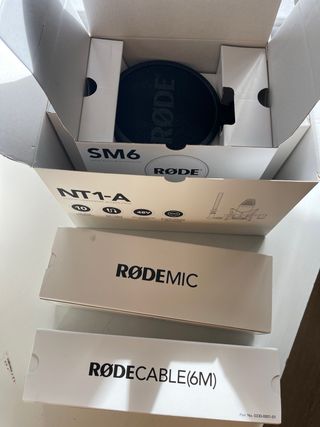 Micrófono RODE NT1-A Studio Condenser