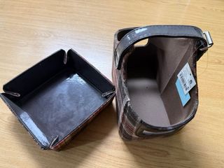 Porta-mandos y vacía-bolsillos cuadros