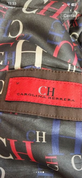 Parka Carolina Herrera Marrón con Capucha