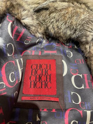Parka Carolina Herrera Marrón con Capucha