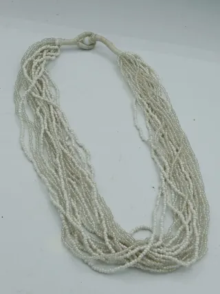 Collana multifilo perline bianche lunga 55 cm