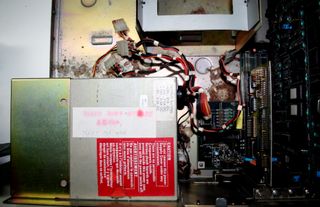 Computer AT286, senza coperchio superiore.