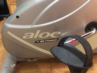Bicicleta Estática Aloha BH Fitness