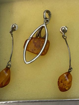 Colgante y Pendientes Plata y Ámbar