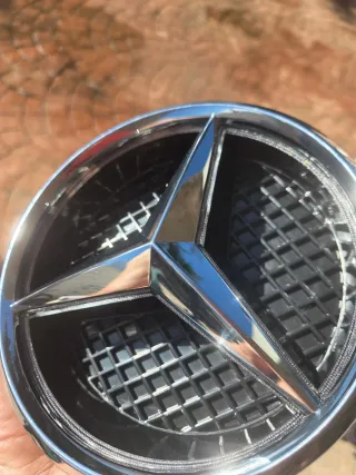 Emblema Mercedes LED