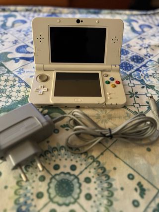 Nintendo New 3DS Animal Crossing