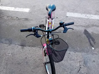 Bicicleta niña 20 rosa y blanca