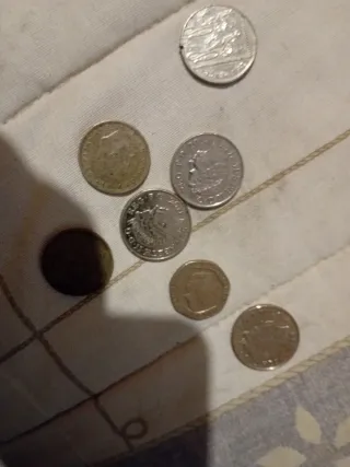 Lote de monedas extranjeras antiguas