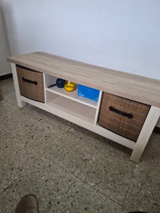 Mueble TV madera y mimbre beige/marrón