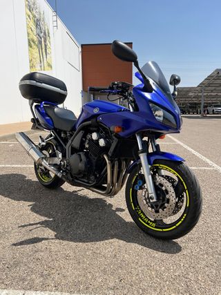 Yamaha Fazer 600 2003