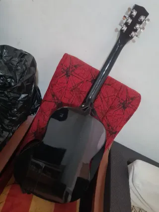 Guitarra Acústica Tilo Americano