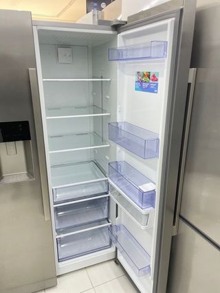 Nevera Beko Americana