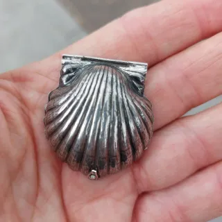 Pequeña caja de plata 925. Precioso.