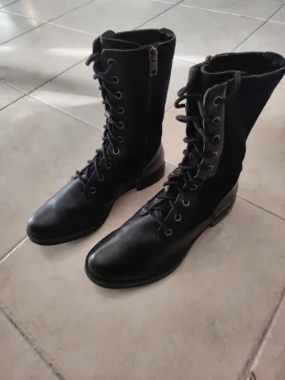 Stivaletti Timberland neri pelle e camoscio