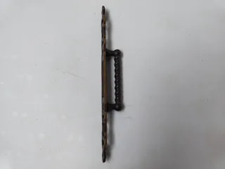 Tiradores antiguos para muebles