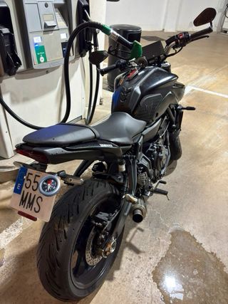 YAMAHA MT-07