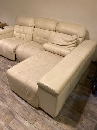 Sofá de piel beige Reclinomatic