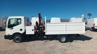 NISSAN NT400 2015 CARROCERIA FIJA Y GRUA PALFINGER
