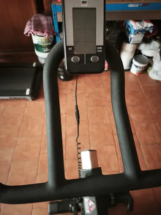 Bicicleta Estática BH Z600