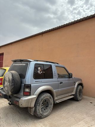 Mitsubishi Montero 1992
