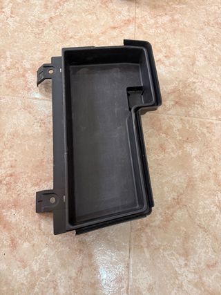 Tapa Batería BMW E46 Gasolina