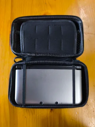 Nintendo 3DS XL + Giochi.