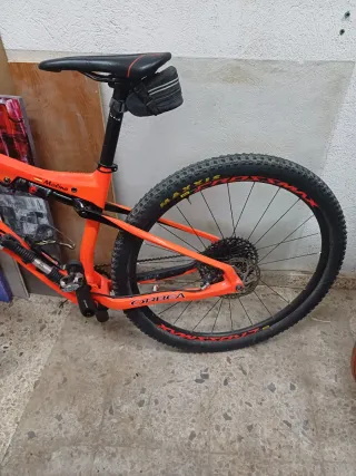 Bicicleta Orbea Doble Suspensión 29 M30 carbono