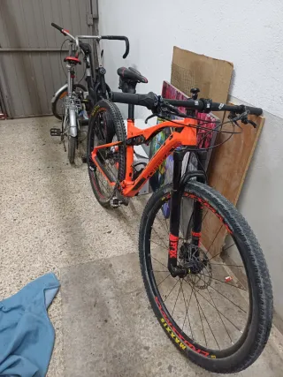 Bicicleta Orbea Doble Suspensión 29 M30 carbono