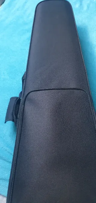 Violín con funda y arco